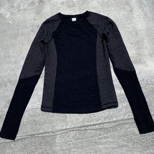 Ivivva by Lululemon black and grey top